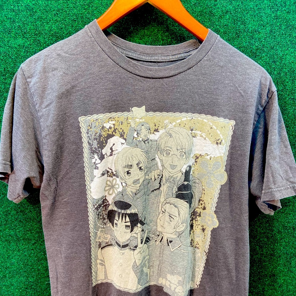 2008 hetalia anime medium t shirt